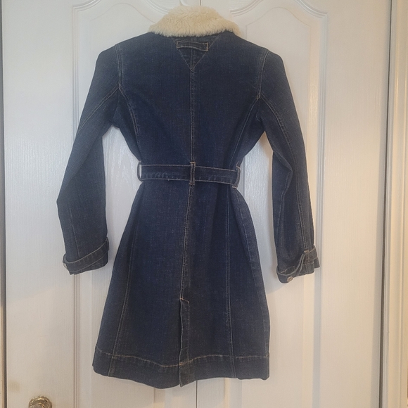 Tommy girl, long denim coat. Girls size medium - Picture 4 of 8